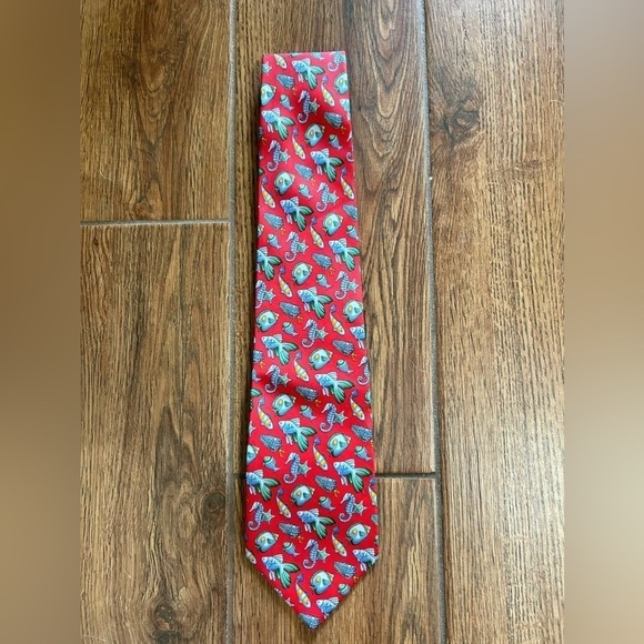 GUCCI men’s red sea life fish tie - Picture 1 of 4